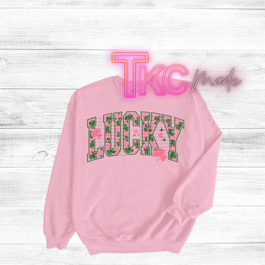 Lucky clovers pink