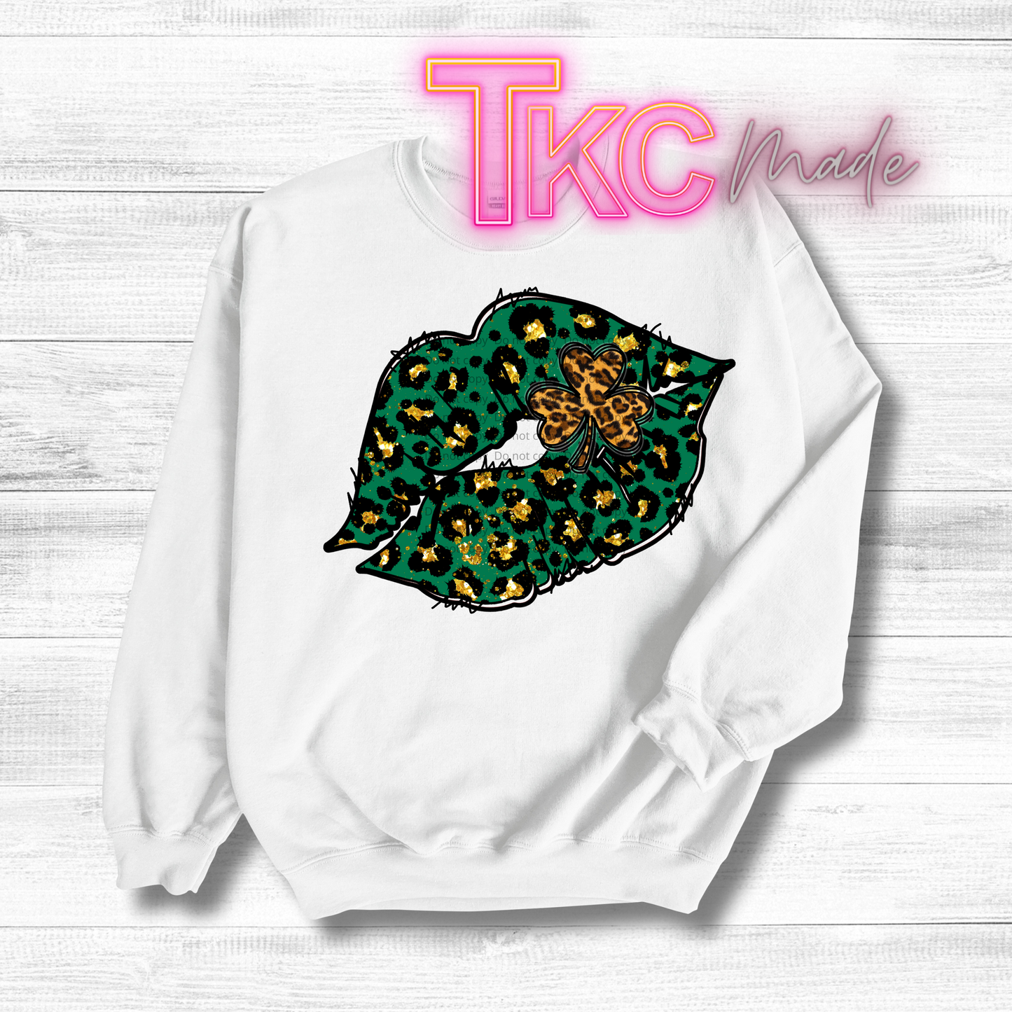 St. Patrick's Day Lips with Leopard Print